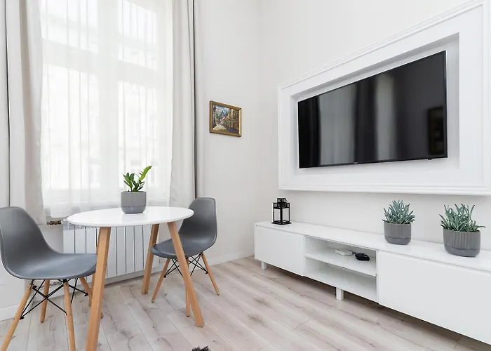 Two Bedroom Apartment - Starowislna 36